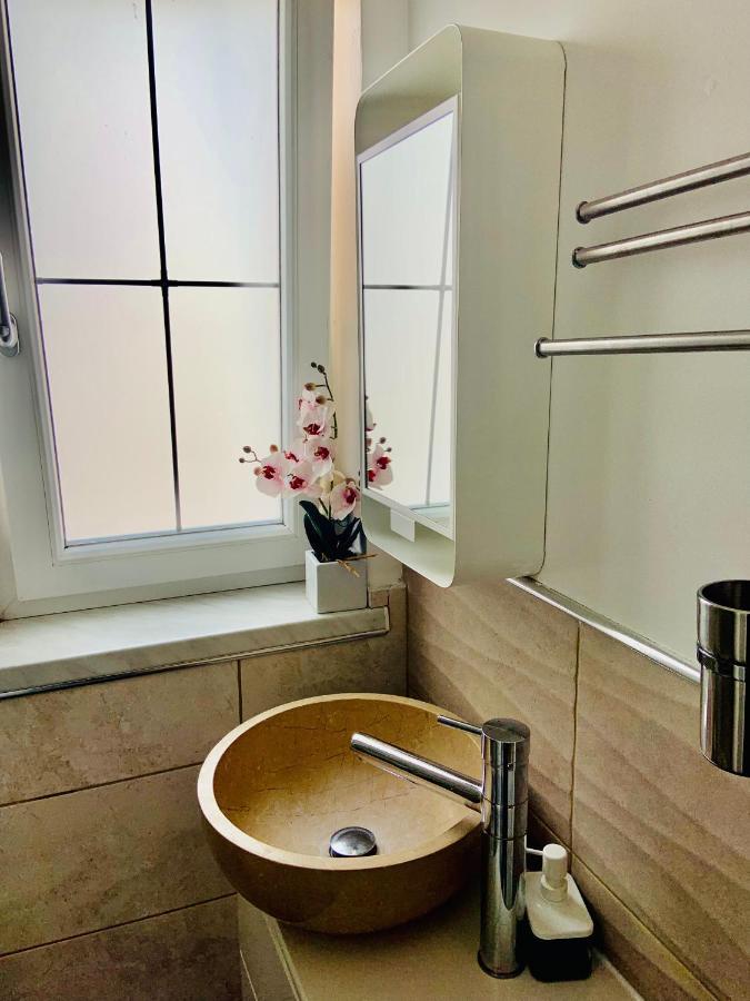 Beautiful Self Contained Studio Apartamento Londres Exterior foto